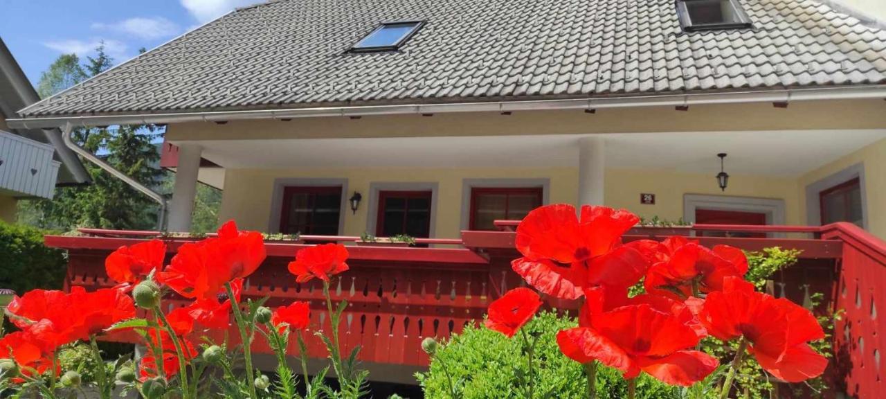 Apartmaji Bostjan Pristavec Kranjska Gora Bagian luar foto